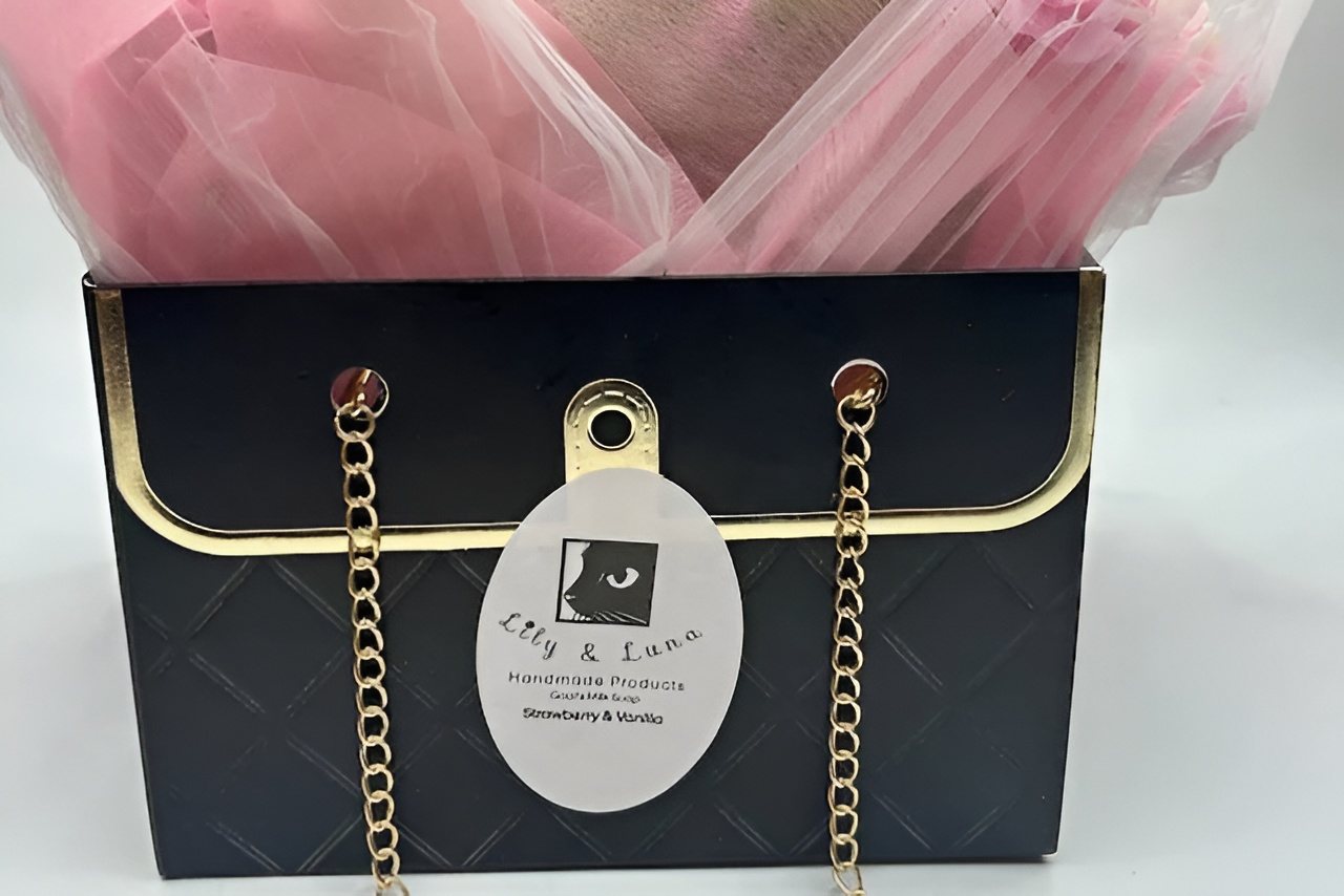 Strawberry & Vanilla Soap Flower Bouquet - Image 5