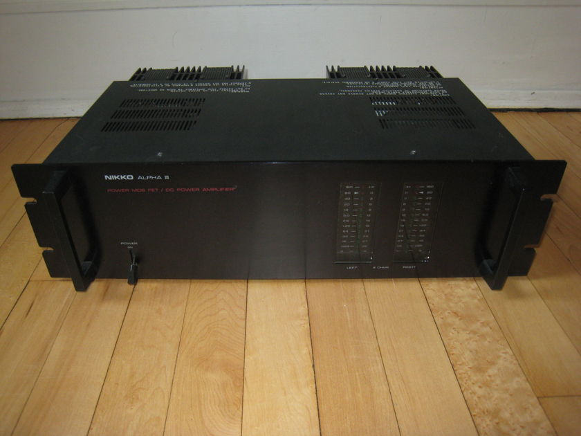 Nikko Alpha III MOS FET power amplifier