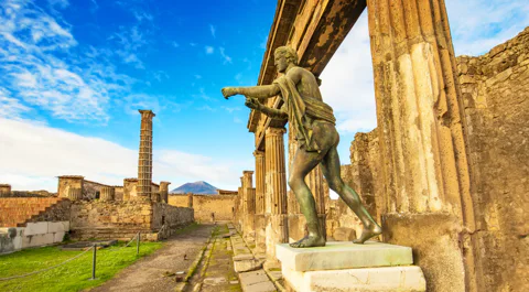 From Rome: Positano, Pompeii and Amalfi Coast Day Trip