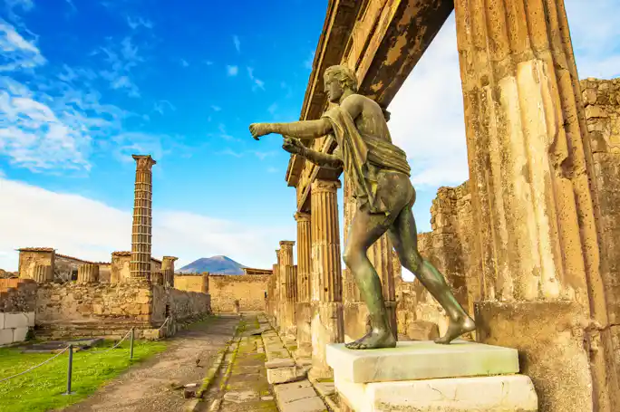 From Rome: Positano, Pompeii and Amalfi Coast Day Trip