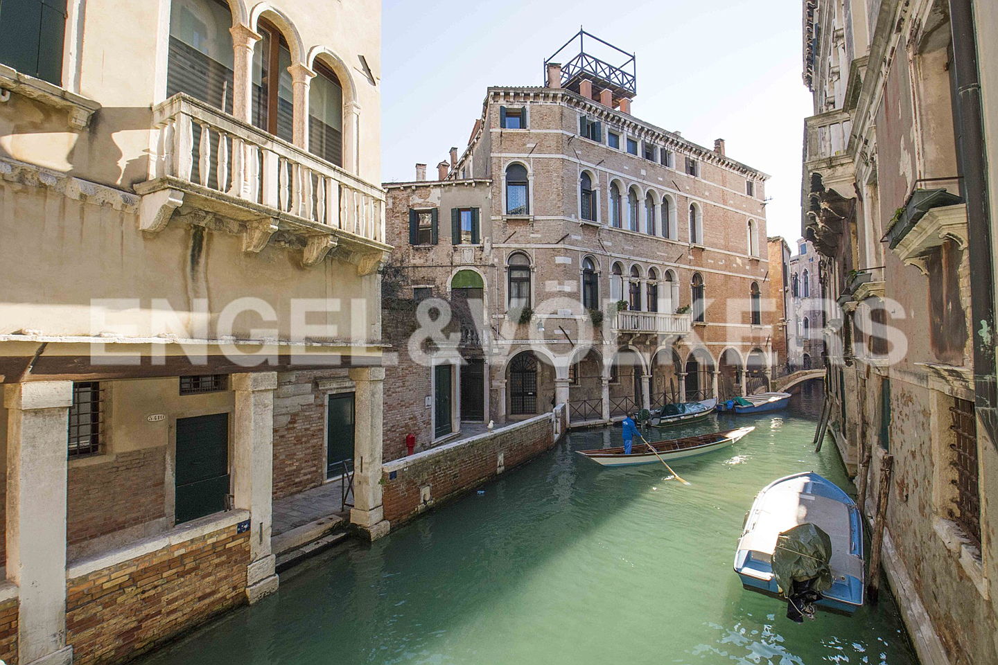  Venice
- spectacular-newly-built-penthouse.jpg