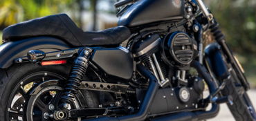 2021 HARLEY-DAVIDSON IRON 883 motorcycle for rent near Altamonte Springs, FL