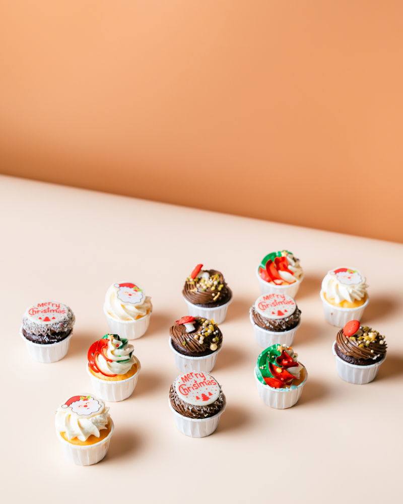 Christmas Little Wonders Cupcake Set