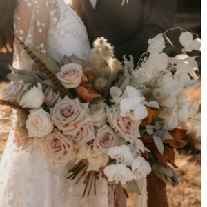 Florals For Our Wedding 💐