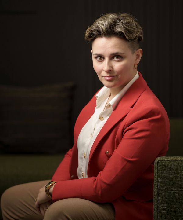 Yasmine-Tahereh Naderpour