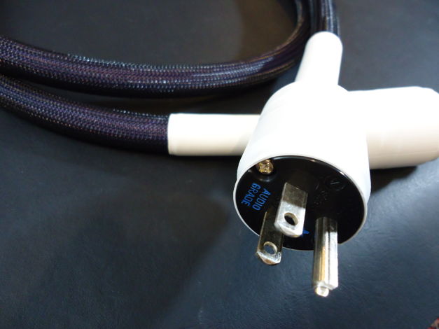 POSEIDON ES REFERENCE POWER CABLE