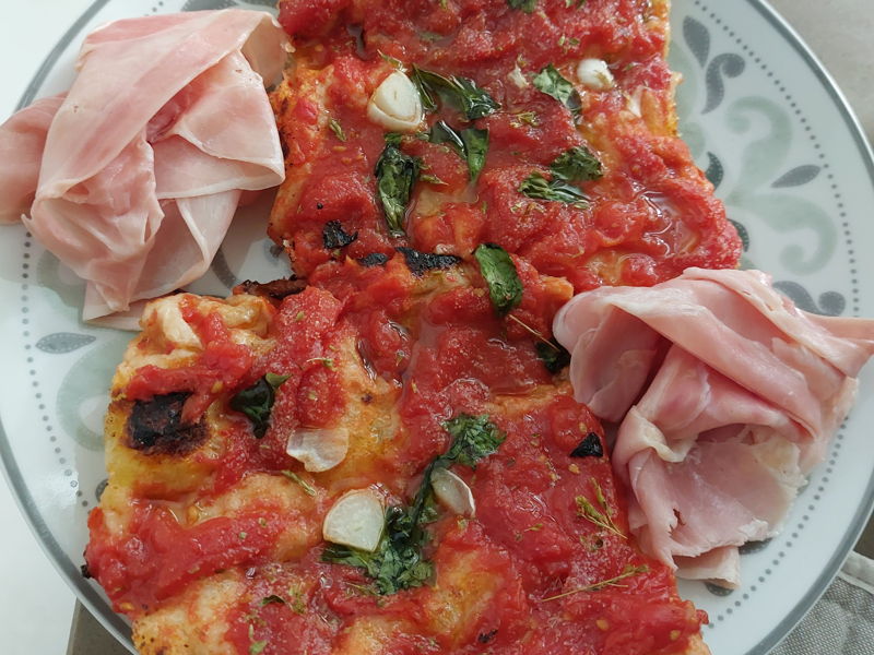 Cursos de cocina Pisa: El aroma de la focaccia: aprendamos a prepararla juntos.