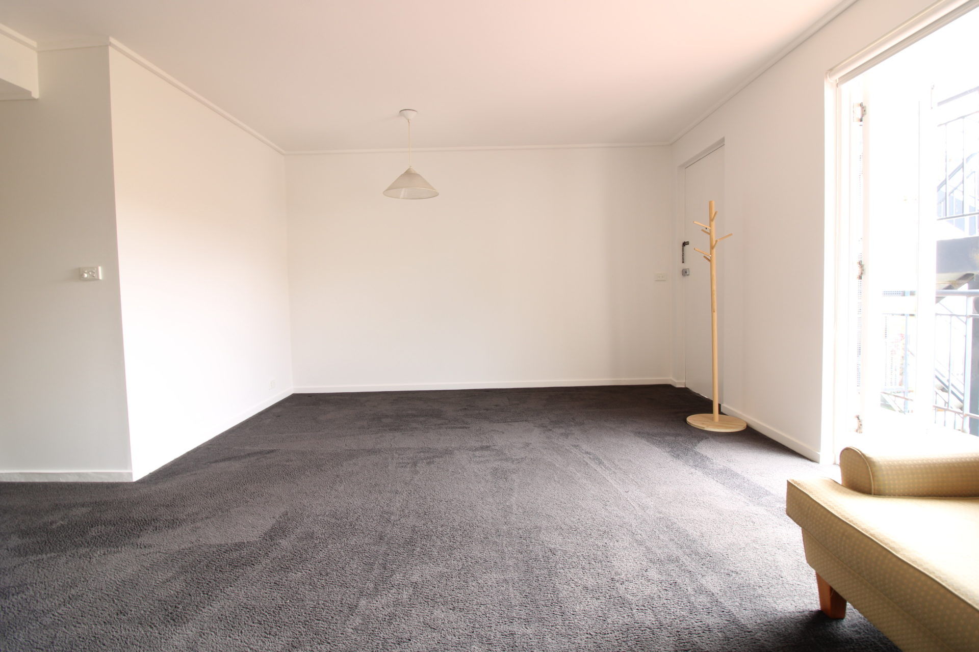 FOR LEASE Spacious & Recently Repainted 2-Bedroom in Stunning Garden Setting - Image 11