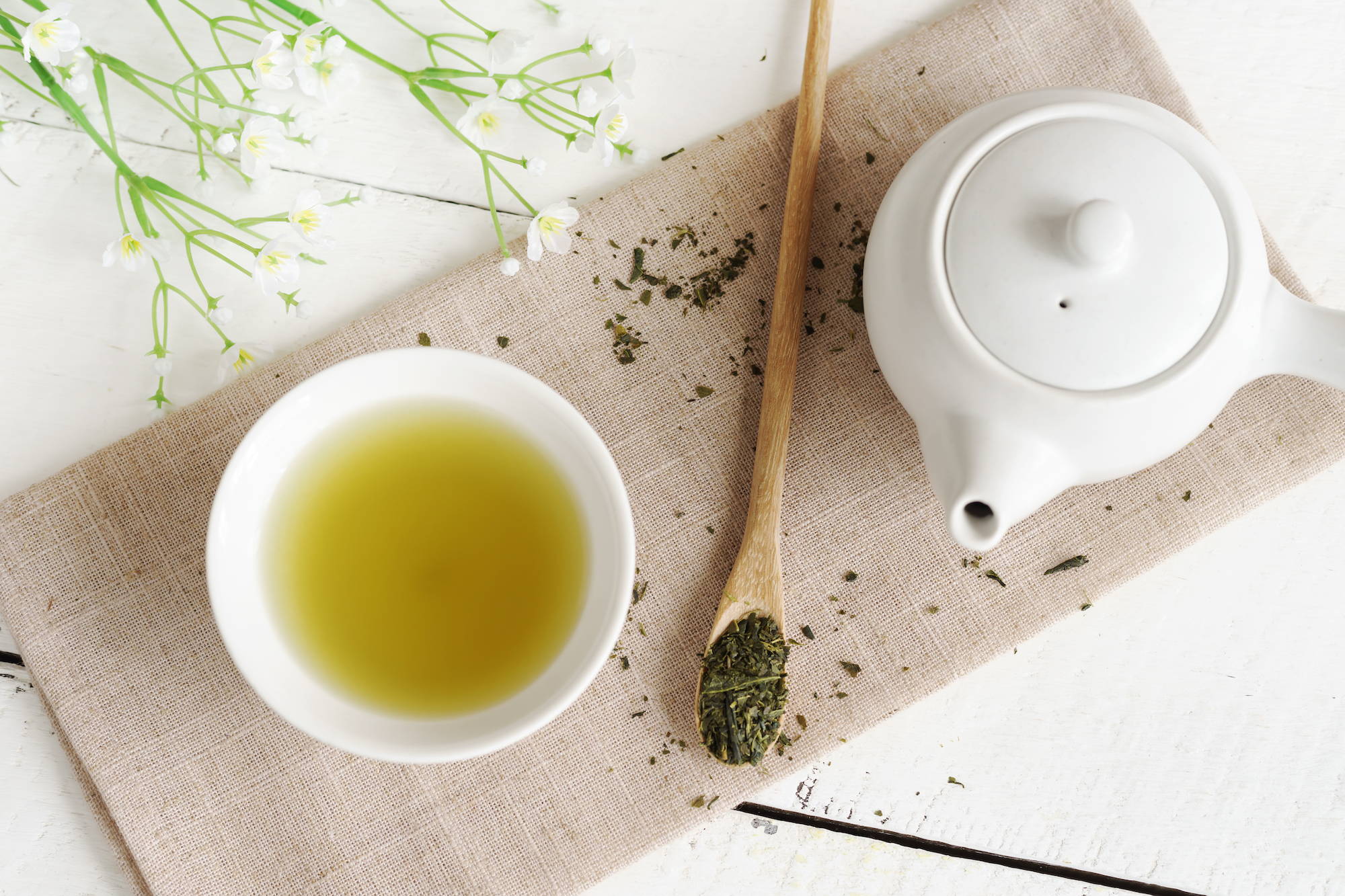 green tea mouthwash may support dental and oral health