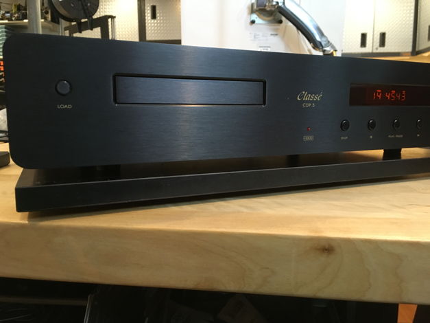 Classe  CDP.5 CD Player Works Perfect with Remote