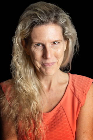 Annick Van Couwenberghe