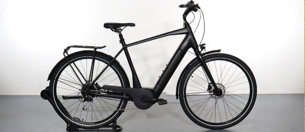 Trek Verve e-bike on a stand