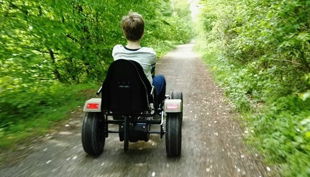 gokart spaß gokart fahren im wald