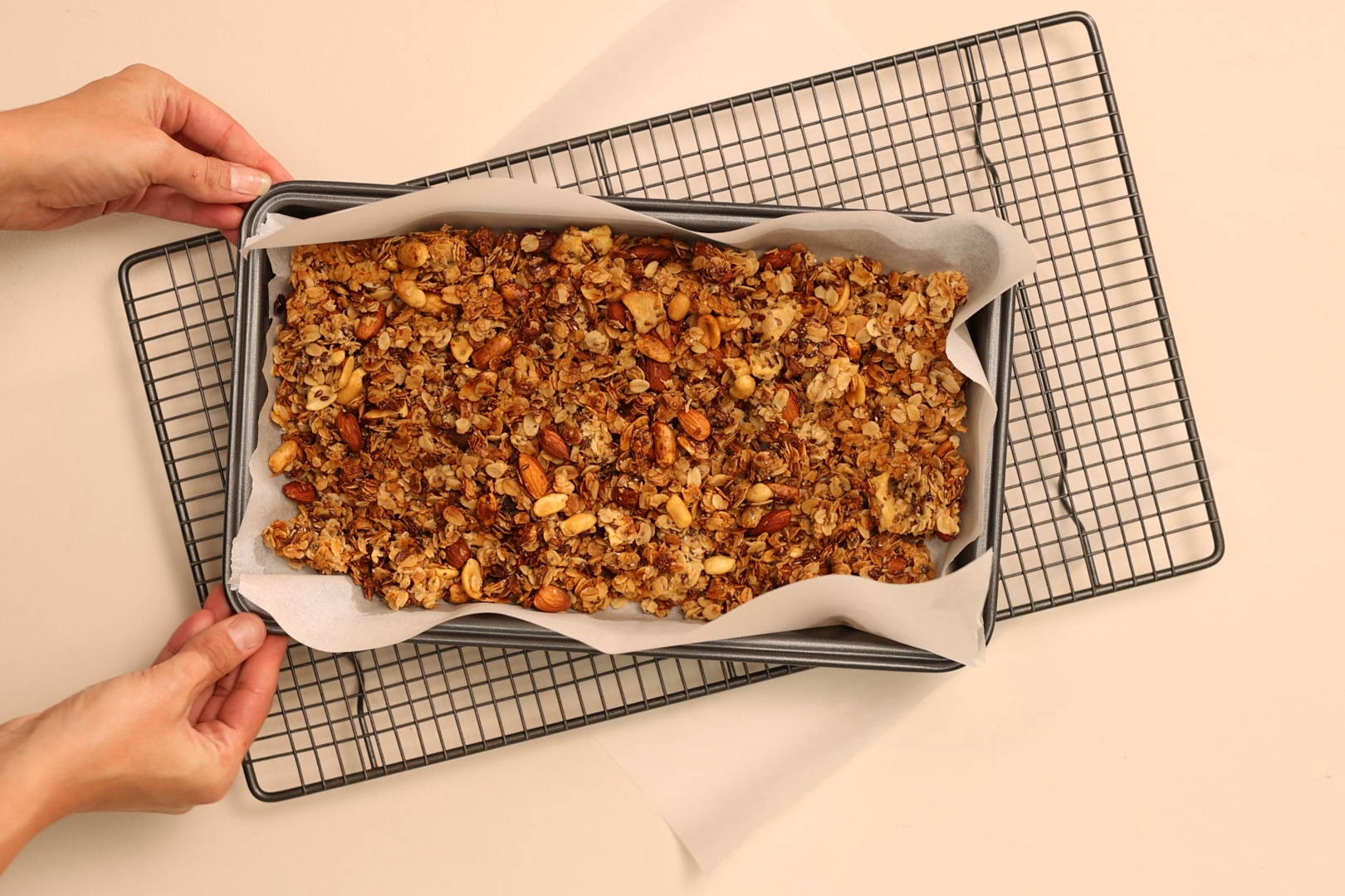Jazz Apple Granola Recipe | Minimax