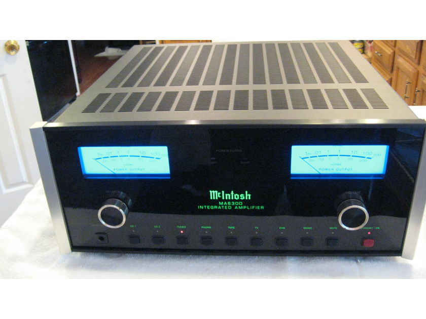 McIntosh MA 6300 Integrated Amplifier MA 6300  Just a Year Young