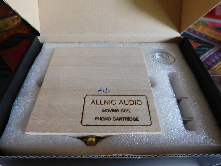 Allnic Audio Puritas Ebony Phono Cartridge superb condition low hours