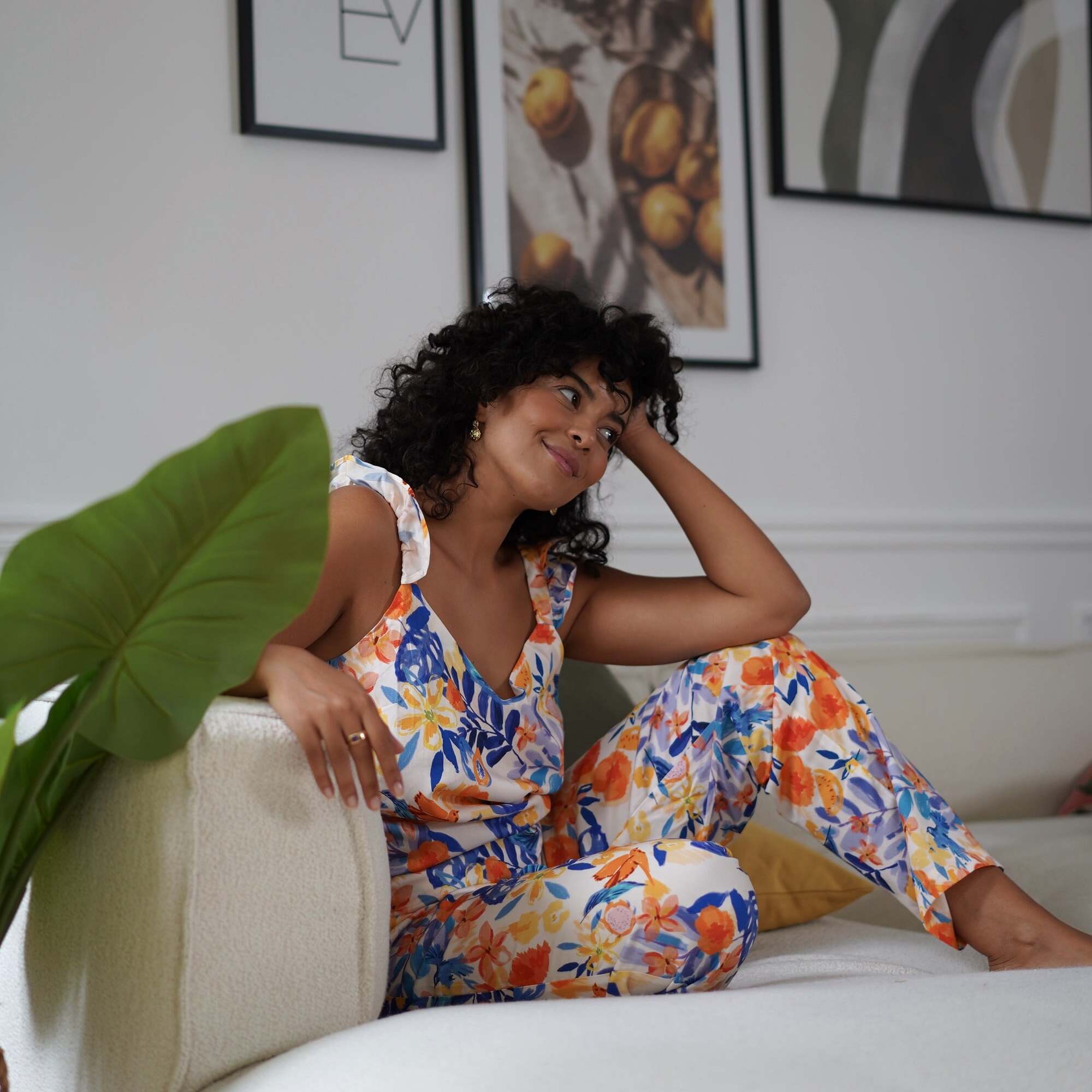 Nêge Paris - Pyjama Évasion Tropicale débardeur pantalon bleu et orange en tencel lyocell