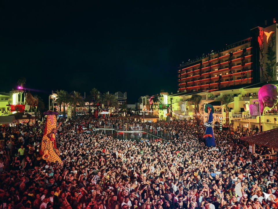 elrow 2025 at Ushuaïa Official Tickets and Party