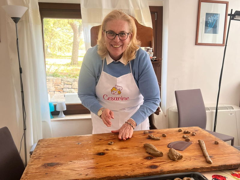 Cooking classes Martina Franca: Let's make Struffoli Purcidd and Pettole together.