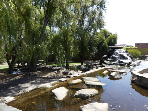 Prospect Estate - Eastern Water Feature