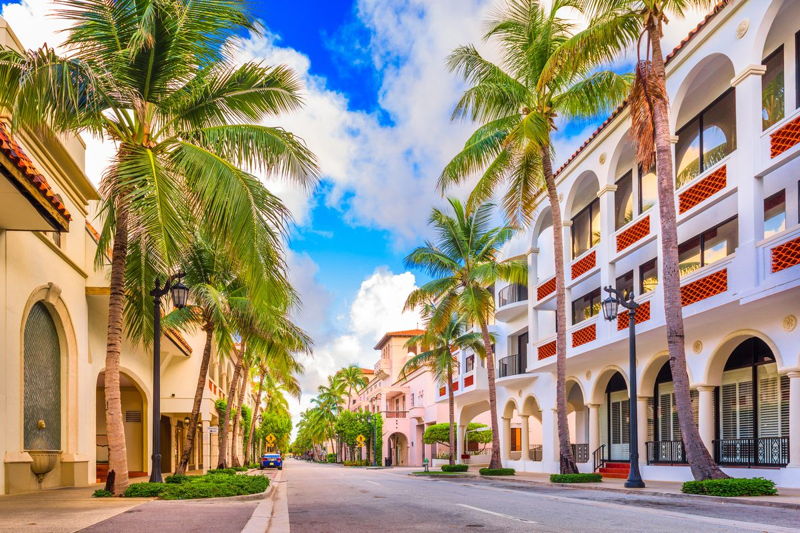 featured image for story, Palm Beach luxury condos for sale