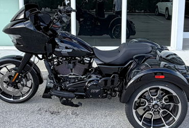 2026 HARLEY-DAVIDSON ROAD GLIDE 3 motorcycle for rent near Golf, FL