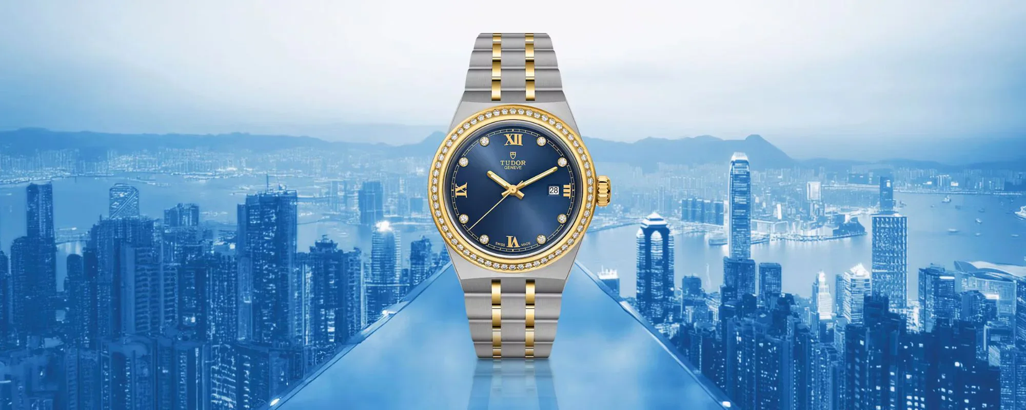 The New Tudor Royal 28mm: Blue Dial, Diamonds, and a Touch of Flash | Chrono 10:10