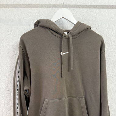 nike pulli