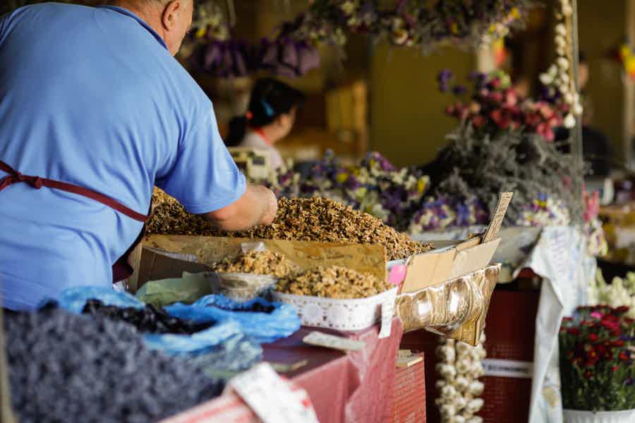 Taste Bucharest: A Food Lover's Tour of Markets & Neighbourhoods - photo 2