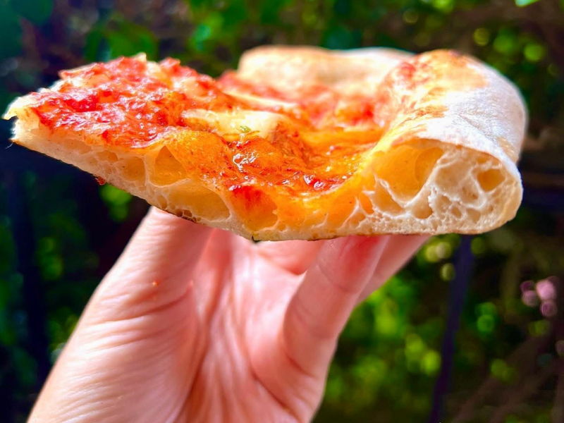 Kochkurse Pedara: Entdecke die Geheimnisse der Pizza mit Mutterhefe