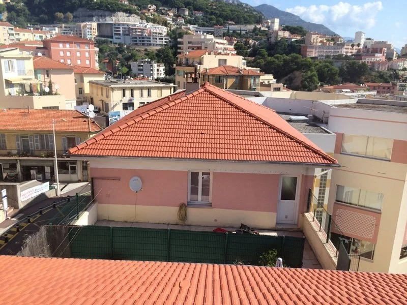Rénovation de toiture à Beausoleil en tuiles de Marseille — photo 5 sur 9 — CEG TOITURE