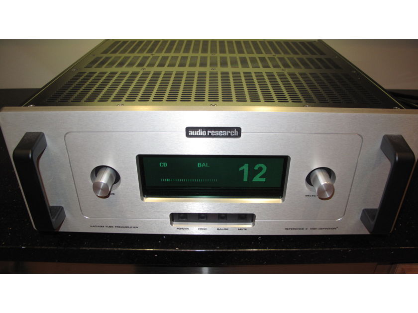 Audio Research Corp. Reference 3 Preamplifier