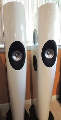 KEF BLADE TWO's, Sonic Perfection, Stunning Style, <1 y...