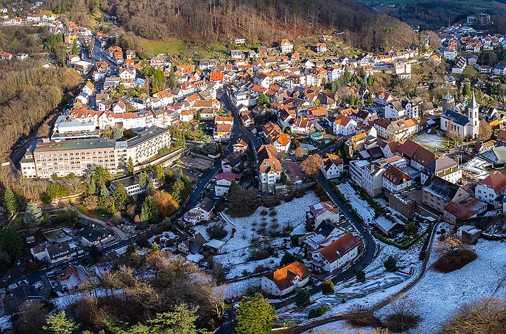  Bensheim
- Als Immobilienstandort weiß Fürth im Vorderen Odenwald mit einer pittoresken Altstadt, solider Infrastruktur und einer malerischen Umgebung zu überzeugen.