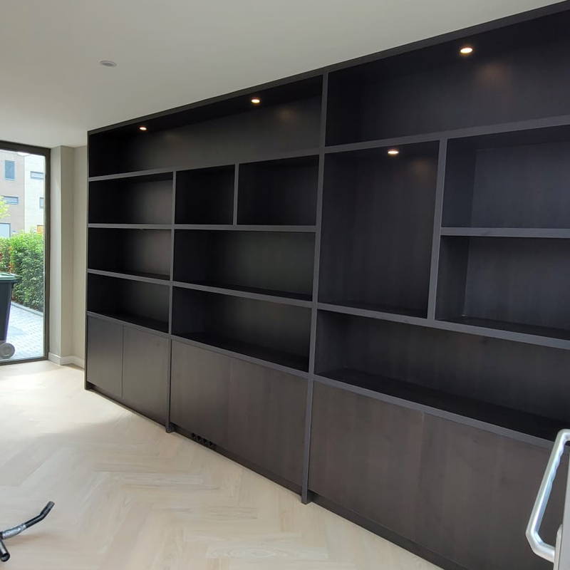 Inbouwkasten op maat, klantproject Houtenmeubelshop