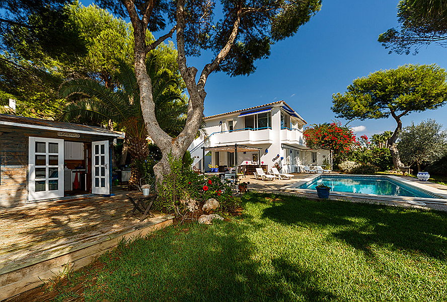  Mahón
- Villa con piscina y hermoso jardín (Menorca)