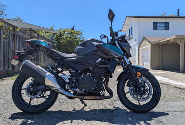 2023 KAWASAKI Z400 ABS "METALLIC MATTE GRAPHENESTEEL GRAY" motorcycle for rent near Millbrae, CA