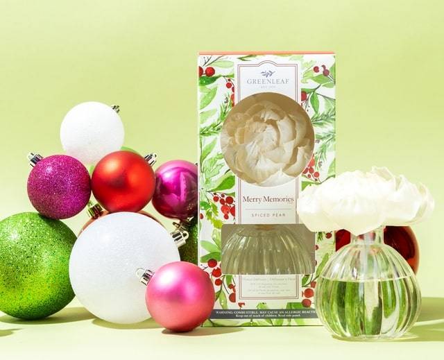 raz imports christmas tree ornament glass ball with cardinal and glitter detail