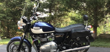 2009 TRIUMPH BONNEVILLE SE motorcycle for rent near RAPID CITY, SD