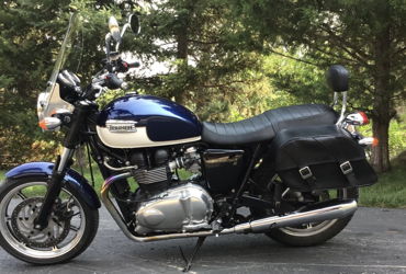 2009 TRIUMPH BONNEVILLE SE motorcycle for rent near RAPID CITY, SD