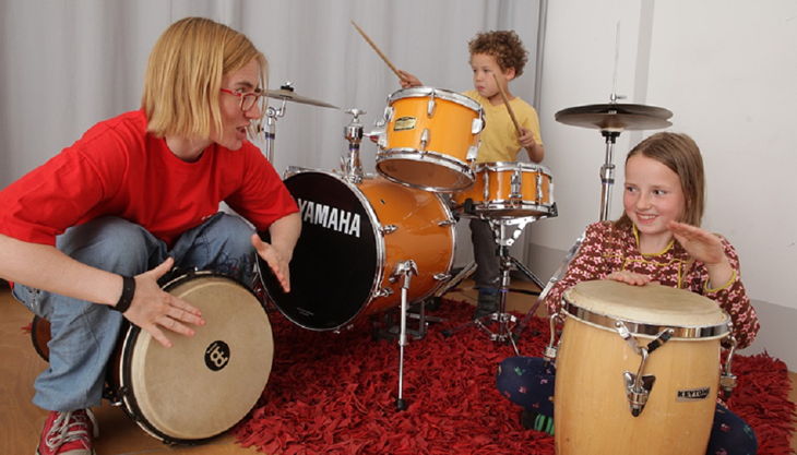 das klingende museum berlin kinder trommeln