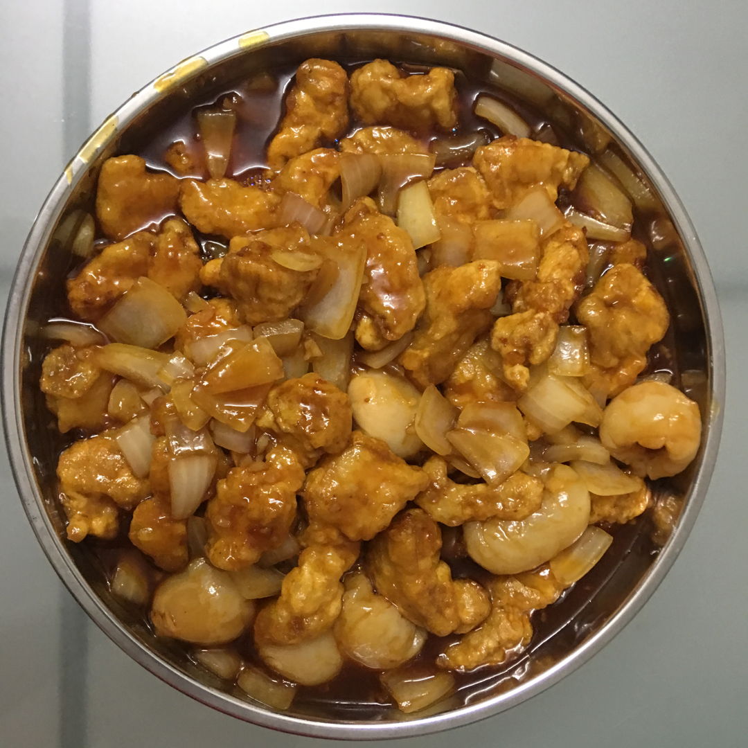 Nov 2nd, 2019 - Sweet and sour pork for the first time. It is not hard to make dish without video after following Grace for 1&1/2 years. It is yummy. Dad was curiously asked, “Wow! Lychee also can use to make dish ya? Unique!”
