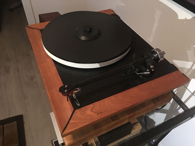 Rega P7 Turntable pkg w/P9 Platter,RB-303 arm and much ...