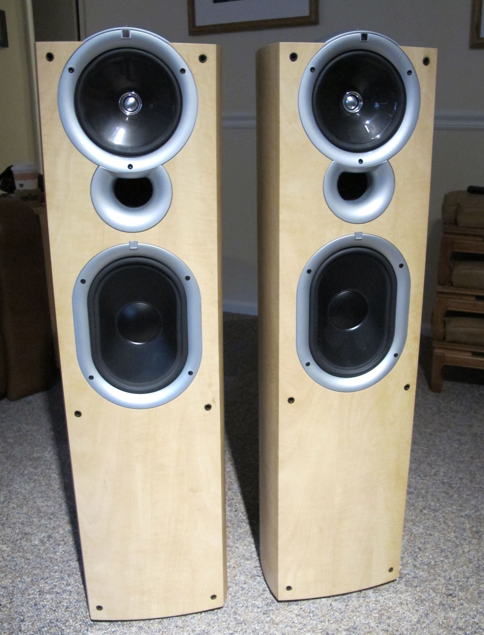 Kef hot sale q7 price