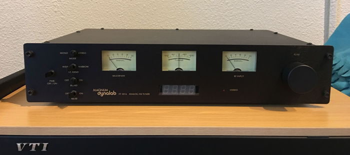 Magnum Dynalab FT-101a Analog FM Tuner - Near Mint Cond...