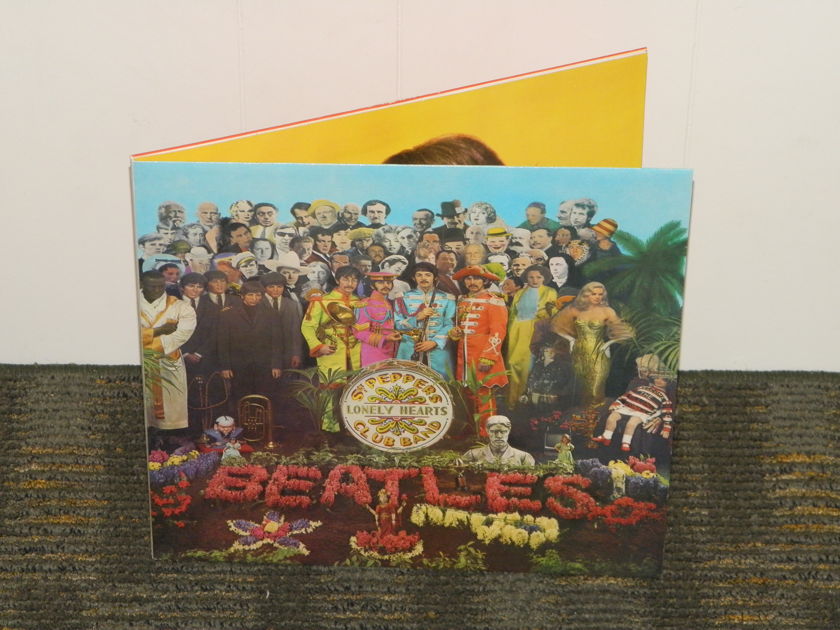 The Beatles           Sgt. Peppers Lonely - Hearts Club Band   UK (English) Import  Parlophone Stereo w/inserts