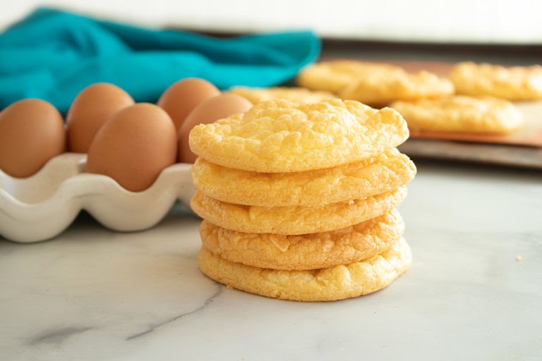 4 Ingredient Low-Carb Cloud Bread