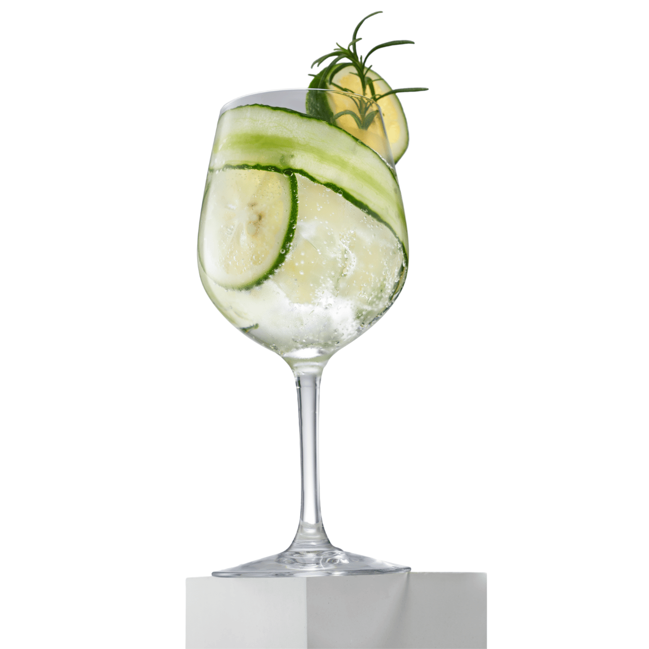 Glass of Gin with ice and Lime