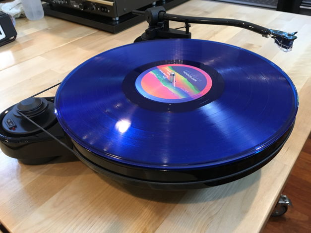 Pro-Ject Audio Systems RPM-3 Turntable with Grado Cartr...