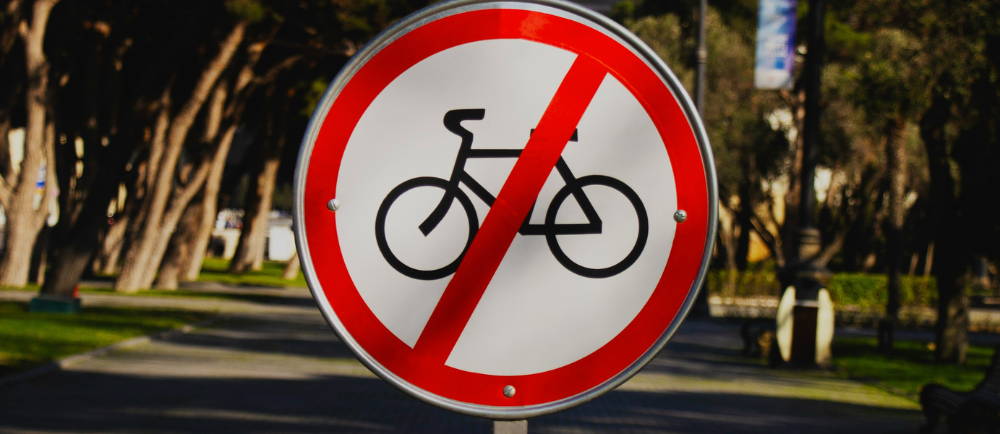 No bicycle allowed sign